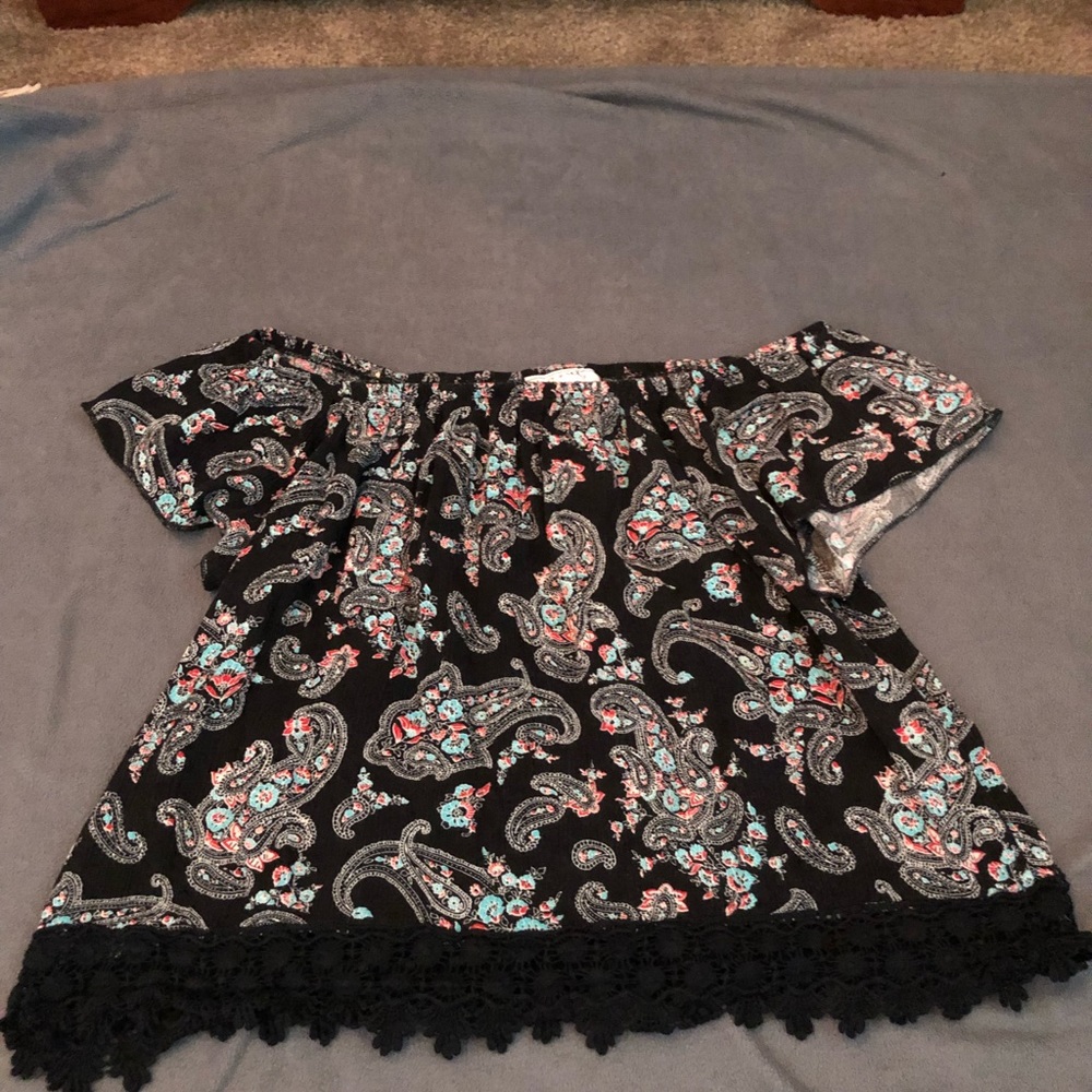 Azkara off the shoulder blouse